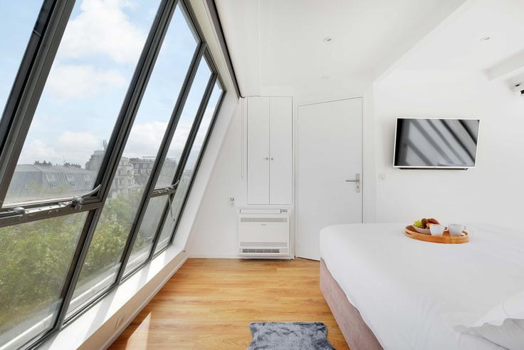 3 chambre appartement meublé à Boulevard Marguerite de Rochechouart 1350999P , 18th arrondissement, Paris, photo 1