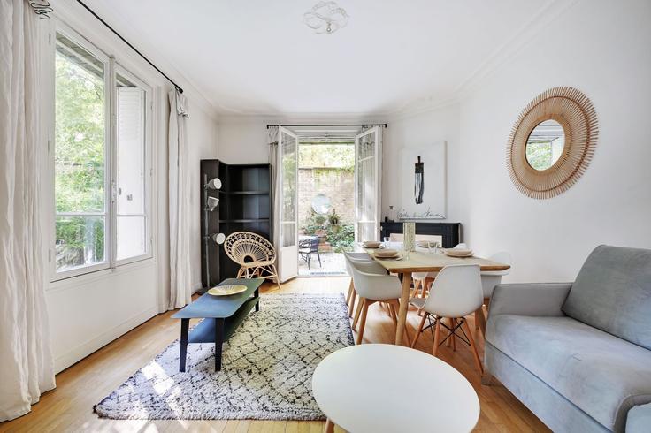 16th arrondissement, Paris에 위치한 Building Avenue de Versailles - checkmyguest - 1350440 아파트의 세련된 인테리어가 돋보이는 거실