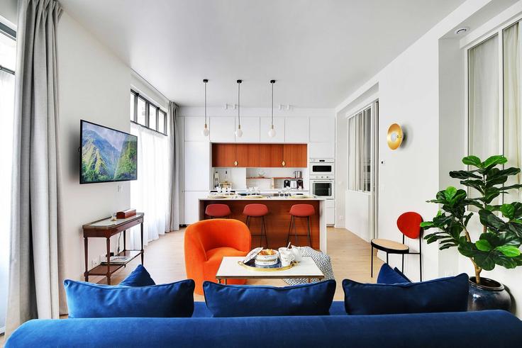 Building Rue de Sèvres - checkmyguest - 1351127 adresindeki bir dairede modern mobilyalarla zarif bir şekilde tasarlanmış oturma odası 7th arrondissement, Paris Building Rue de Sèvres - checkmyguest - 1351127 adresindeki bir dairede modern mobilyalarla zarif bir şekilde tasarlanmış oturma odası 7th arrondissement, Paris