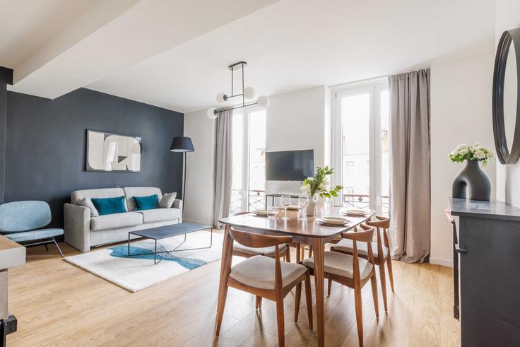 Building Rue de Sèvres - checkmyguest - 1348177 adresindeki bir dairede modern mobilyalarla zarif bir şekilde tasarlanmış oturma odası 6th arrondissement, Paris