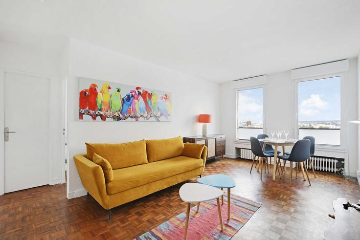19th arrondissement, Paris에 위치한 Building Avenue Jean Jaurès - checkmyguest - 1350878 유닛의 세련된 인테리어가 돋보이는 거실