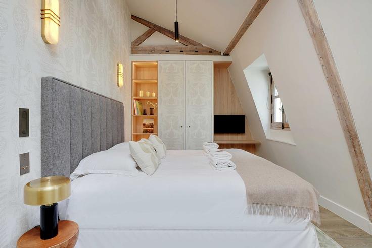 Studio meublé à Rue Saint-Honoré 1350153P, 1st arrondissement, Paris, photo 1