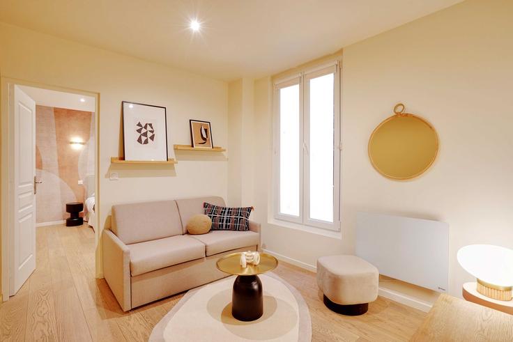 Salle de séjour élégante avec mobilier moderne dans un appartement à Building Rue Pierre Demours - checkmyguest - 1348371 à 17th arrondissement, Paris Salle de séjour élégante avec mobilier moderne dans un appartement à Building Rue Pierre Demours - checkmyguest - 1348371 à 17th arrondissement, Paris
