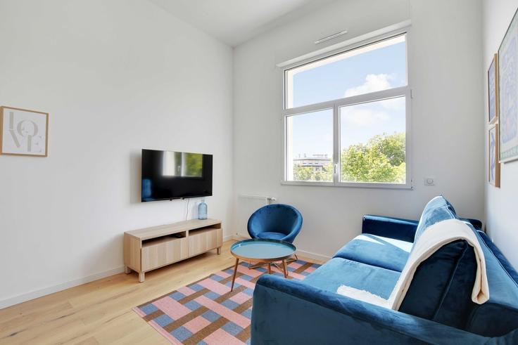 Nogent-sur-Marne, Nogent-sur-Marne에 위치한 Building Place Pierre Semard - checkmyguest - 1340318 아파트의 세련된 인테리어가 돋보이는 거실