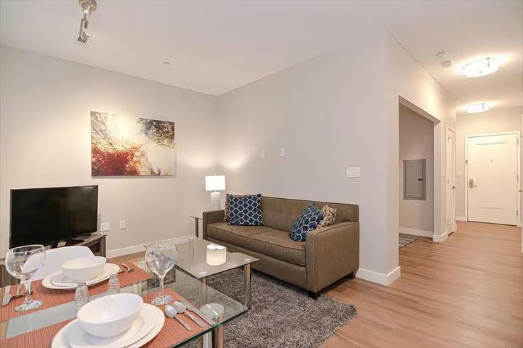 Boston, Boston에 위치한 Building East Pier Drive - churchillliving - 1039833 - BOS 유닛의 세련된 인테리어가 돋보이는 거실