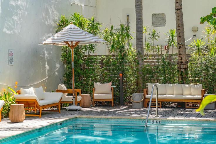 1 quarto mobiliado em apartamentos em Alton Road 1343823P, Miami Beach, Miami Beach, foto 1 1 quarto mobiliado em apartamentos em Alton Road 1343823P, Miami Beach, Miami Beach, foto 1