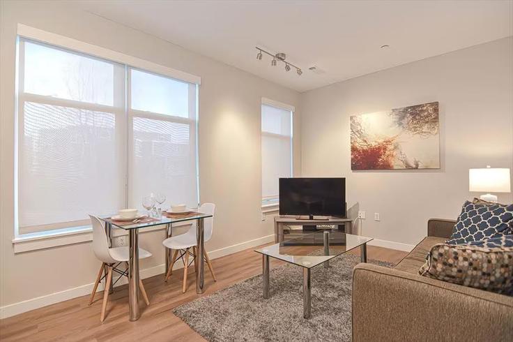 Boston Boston의 East Pier Drive (1039833P)에 위치한 스튜디오 풀퍼니시드 아파트 – 사진 1장 Boston Boston의 East Pier Drive (1039833P)에 위치한 스튜디오 풀퍼니시드 아파트 – 사진 1장