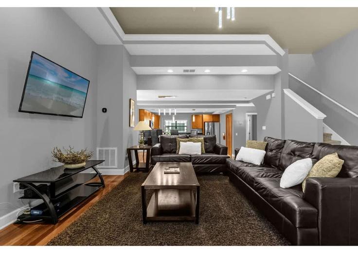 Orlando, Orlando에 위치한 Building Cloisters Crescent Avenue - citrinevacationshome - 1570177 유닛의 세련된 인테리어가 돋보이는 거실