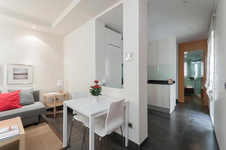 Elegant gestaltetes Wohnzimmer mit moderner Einrichtung in einer Wohnung im Building Glorieta de Ruiz Giménez - cituspace-sl - 1468031 in Centro, Madrid Elegant gestaltetes Wohnzimmer mit moderner Einrichtung in einer Wohnung im Building Glorieta de Ruiz Giménez - cituspace-sl - 1468031 in Centro, Madrid