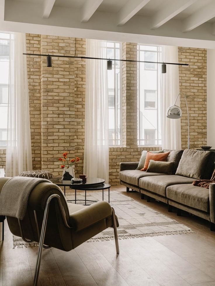 Building Flat 2 587-591 Fulham Road SW6 5UA London - city-relay-rr - 1591034 adresindeki bir dairede modern mobilyalarla zarif bir şekilde tasarlanmış oturma odası London Borough of Hammersmith and Fulham, London Building Flat 2 587-591 Fulham Road SW6 5UA London - city-relay-rr - 1591034 adresindeki bir dairede modern mobilyalarla zarif bir şekilde tasarlanmış oturma odası London Borough of Hammersmith and Fulham, London