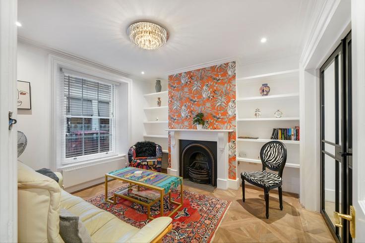 Sala de estar elegantemente projetada com móveis modernos em um apartamento no Building Gillingham Street - city-relay-rr - 1537589 em City of Westminster, London Sala de estar elegantemente projetada com móveis modernos em um apartamento no Building Gillingham Street - city-relay-rr - 1537589 em City of Westminster, London