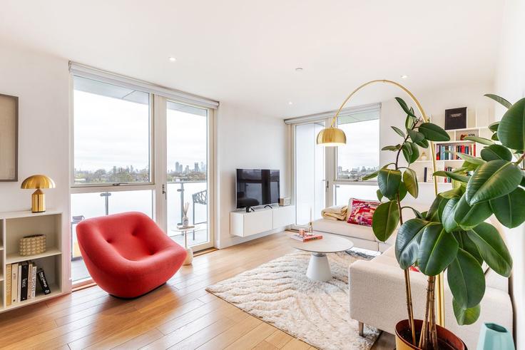 Salle de séjour élégante avec mobilier moderne dans un appartement à Building Lidcote Gardens - city-relay-rr - 1537603 à London Borough of Lambeth, London