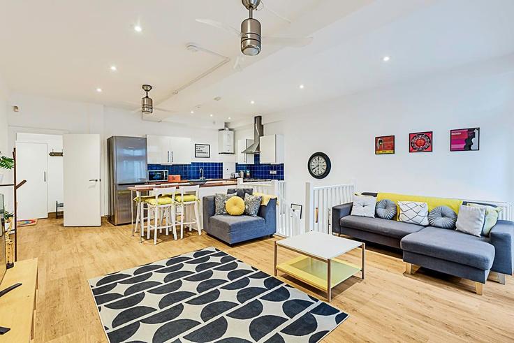 Elegantly designed living room with modern furnishings in an apartment at Building East Dulwich Road - city-relay-rr - 1494877 in London Borough of Southwark, London