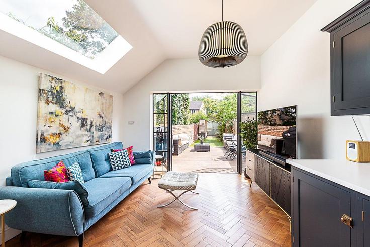 Elegantly designed living room with modern furnishings in an apartment at Building Kinsale Road - city-relay-rr - 1494763 in London Borough of Southwark, London