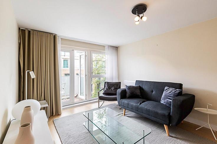 City of Westminster, London에 위치한 Building Ebury Street - city-relay-rr - 1506477 유닛의 세련된 인테리어가 돋보이는 거실 City of Westminster, London에 위치한 Building Ebury Street - city-relay-rr - 1506477 유닛의 세련된 인테리어가 돋보이는 거실
