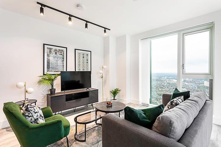 Building Portal Way - city-relay - 1237128 - LON adresindeki bir dairede modern mobilyalarla zarif bir şekilde tasarlanmış oturma odası London Borough of Ealing, London