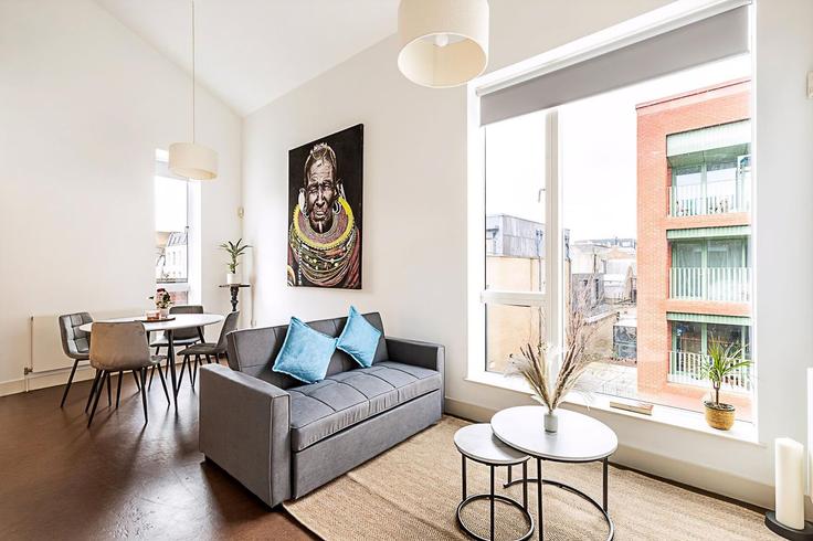London Borough of Camden, London에 위치한 Building Delancey Passage - city-relay - 1237297 - LON 아파트의 세련된 인테리어가 돋보이는 거실
