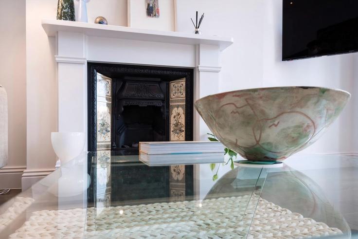 Building Jacksons Lane - city-relay - 1237253 - LON adresindeki bir dairede modern mobilyalarla zarif bir şekilde tasarlanmış oturma odası London Borough of Haringey, London