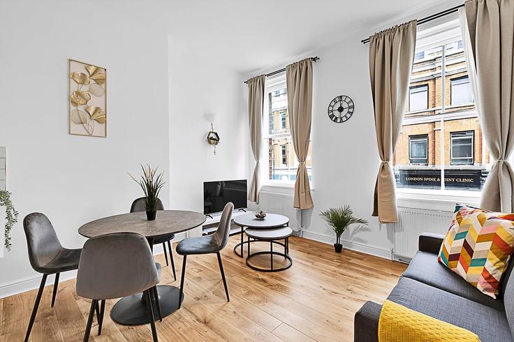 City of Westminster, London 소재 Building Norfolk Square - city-relay - 1237226 - LON 유닛에 마련된, 현대적인 가구로 꾸며진 우아한 디자인의 거실