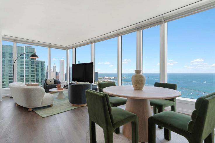 Sala de estar elegantemente projetada com móveis modernos em um apartamento no Building South Michigan Avenue - cloud9-guesty - 1287549 - CHI em Chicago, Chicago Sala de estar elegantemente projetada com móveis modernos em um apartamento no Building South Michigan Avenue - cloud9-guesty - 1287549 - CHI em Chicago, Chicago
