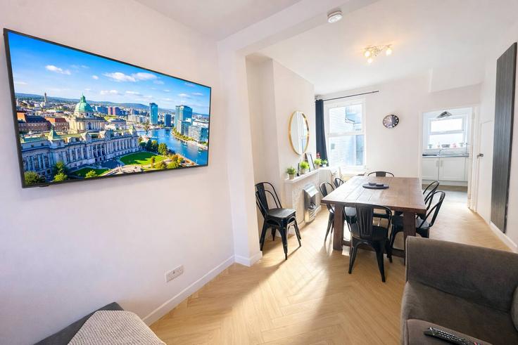 Belfast, Belfast에 위치한 Building Delaware Street - comfy-belfast-stays - 1524821 유닛의 세련된 인테리어가 돋보이는 거실