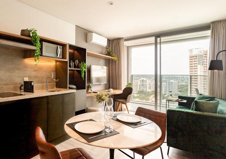 Jardim Paulistano, São Paulo에 위치한 Building Rua Sampaio Vidal - conviva-stay - 1540776 유닛의 세련된 인테리어가 돋보이는 거실