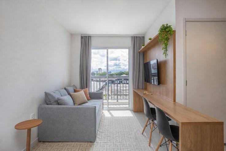 Salle de séjour élégante avec mobilier moderne dans un appartement à Building Avenida Ibirapuera - conviva-stay - 1556872 à Indianópolis, São Paulo Salle de séjour élégante avec mobilier moderne dans un appartement à Building Avenida Ibirapuera - conviva-stay - 1556872 à Indianópolis, São Paulo