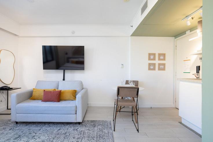 Salle de séjour élégante avec mobilier moderne dans un appartement à Building Avenida Ibirapuera - conviva-stay - 1539113 à Indianópolis, São Paulo Salle de séjour élégante avec mobilier moderne dans un appartement à Building Avenida Ibirapuera - conviva-stay - 1539113 à Indianópolis, São Paulo