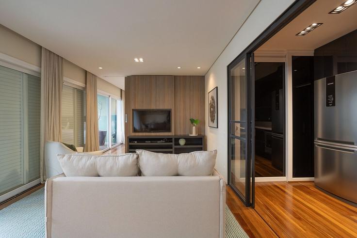 Vila Olímpia, São Paulo에 위치한 Building Rua Nova Cidade - conviva-stay - 1539107 유닛의 세련된 인테리어가 돋보이는 거실