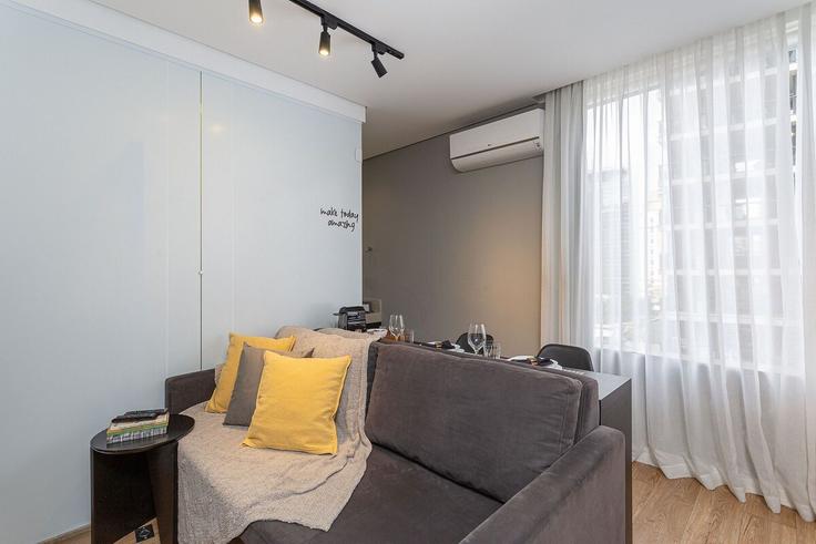 Salle de séjour élégante avec mobilier moderne dans un appartement à Building Rua Coronel Joaquim Ferreira Lobo - conviva-stay - 1539068 à Vila Olímpia, São Paulo Salle de séjour élégante avec mobilier moderne dans un appartement à Building Rua Coronel Joaquim Ferreira Lobo - conviva-stay - 1539068 à Vila Olímpia, São Paulo