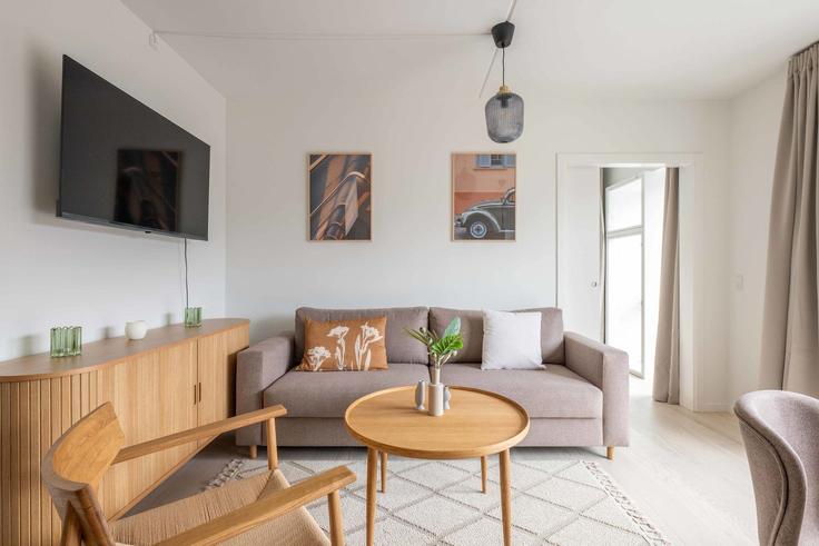 Salle de séjour élégante avec mobilier moderne dans un appartement à Building Malttorvet - copenhagen-living - 1640101 à Copenhagen, Copenhagen Salle de séjour élégante avec mobilier moderne dans un appartement à Building Malttorvet - copenhagen-living - 1640101 à Copenhagen, Copenhagen