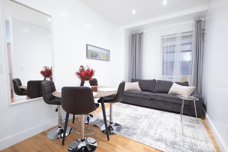 3 chambre appartement meublé à West 113th Street 1031995P , Manhattan, New York, photo 1