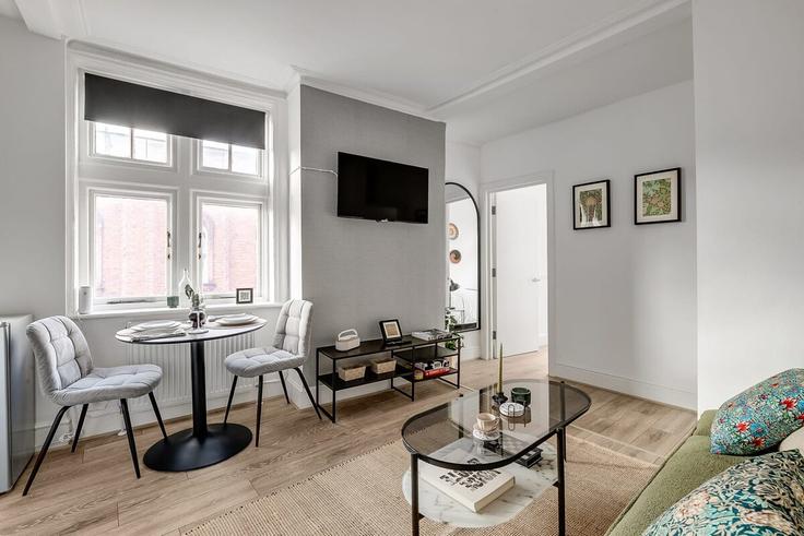 2 chambre appartement meublé à Kensington High Street 1060690P , Royal Borough of Kensington and Chelsea, London, photo 1