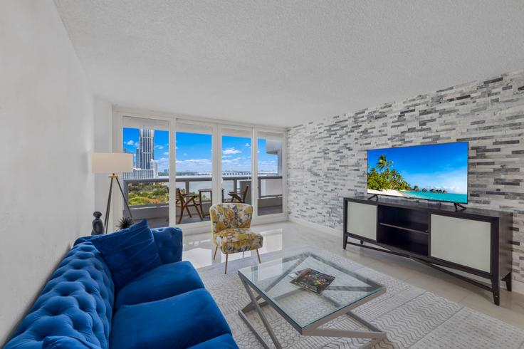 MiamiMiami의 North Bayshore Drive(1054127P)에 위치한 1베드룸 풀퍼니시드 아파트 - 사진1 MiamiMiami의 North Bayshore Drive(1054127P)에 위치한 1베드룸 풀퍼니시드 아파트 - 사진1