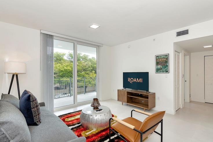 MiamiMiami의 Southwest 27th Avenue(1272101P)에 위치한 1베드룸 풀퍼니시드 아파트 - 사진1 MiamiMiami의 Southwest 27th Avenue(1272101P)에 위치한 1베드룸 풀퍼니시드 아파트 - 사진1