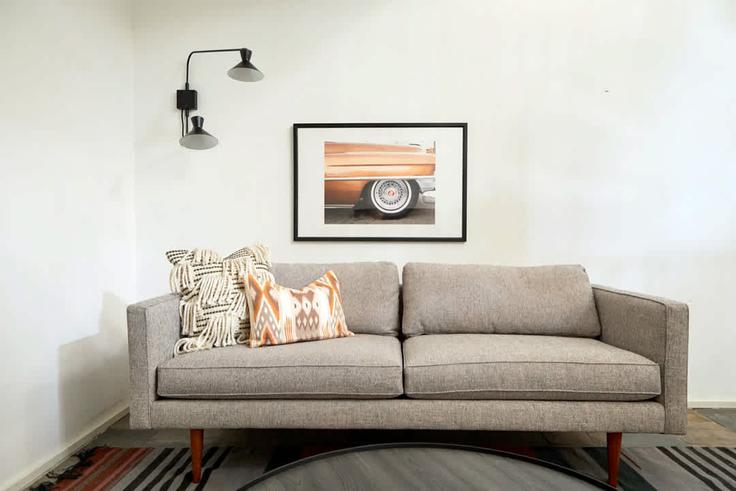 Elegant gestaltetes Wohnzimmer mit moderner Einrichtung in einer Wohnung im Building North Rampart Street - cozysuites-guesty - 1272393 - USA in New Orleans, New Orleans