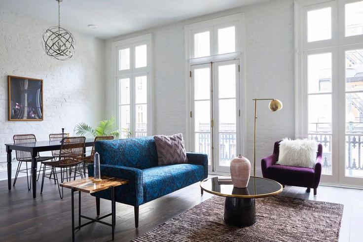 New Orleans, New Orleans에 위치한 Building Gravier Street - cozysuites-guesty - 1272371 - USA 유닛의 세련된 인테리어가 돋보이는 거실 New Orleans, New Orleans에 위치한 Building Gravier Street - cozysuites-guesty - 1272371 - USA 유닛의 세련된 인테리어가 돋보이는 거실