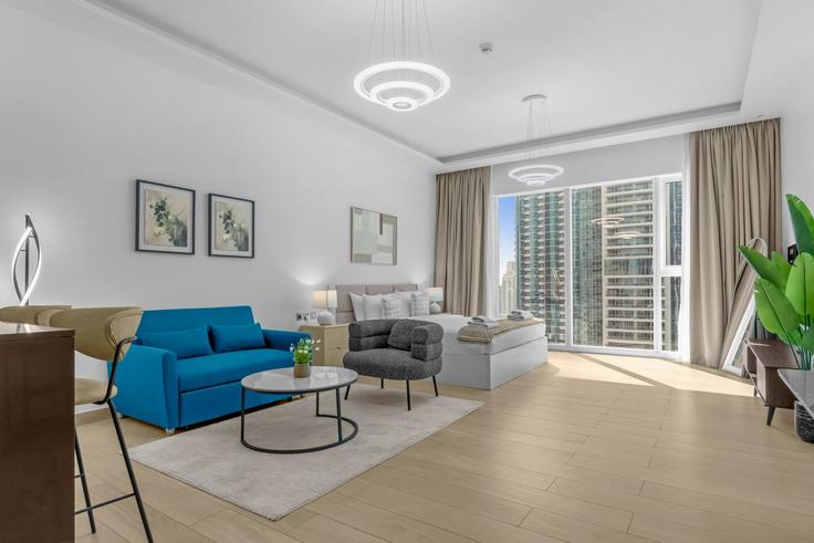 JLT, Dubai에 위치한 Building Tariaq Bedon Esm - daify - 1318585 아파트의 세련된 인테리어가 돋보이는 거실 JLT, Dubai에 위치한 Building Tariaq Bedon Esm - daify - 1318585 아파트의 세련된 인테리어가 돋보이는 거실