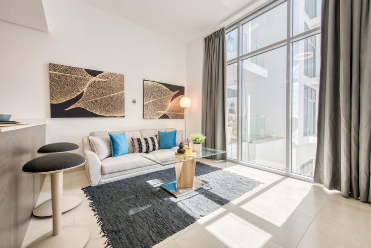 Tariaq Bedon Esmにある1件の寝室・家具付きアパート（1238561P、Jumeirah Village、Dubai）写真 1枚