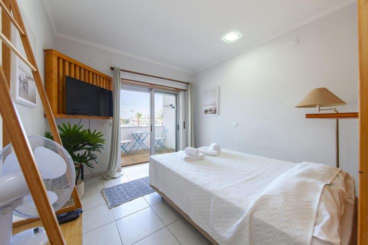 1 chambre appartement meublé à Avenida dos Descobrimentos 1384310P , São Gonçalo de Lagos, Lagos, photo 1 1 chambre appartement meublé à Avenida dos Descobrimentos 1384310P , São Gonçalo de Lagos, Lagos, photo 1