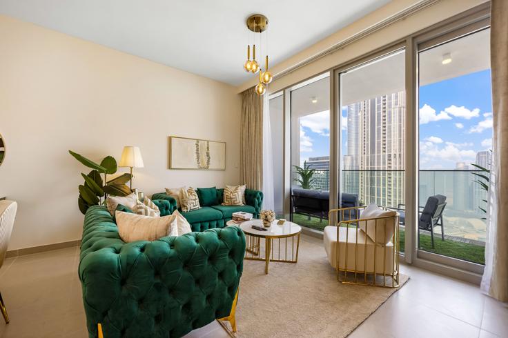 Elegant gestaltetes Wohnzimmer mit moderner Einrichtung in einer Wohnung im Building Al Mustaqbal Street - durrani-holiday-homes-llc - 1294912 - DXB in Downtown Dubai, Dubai Elegant gestaltetes Wohnzimmer mit moderner Einrichtung in einer Wohnung im Building Al Mustaqbal Street - durrani-holiday-homes-llc - 1294912 - DXB in Downtown Dubai, Dubai