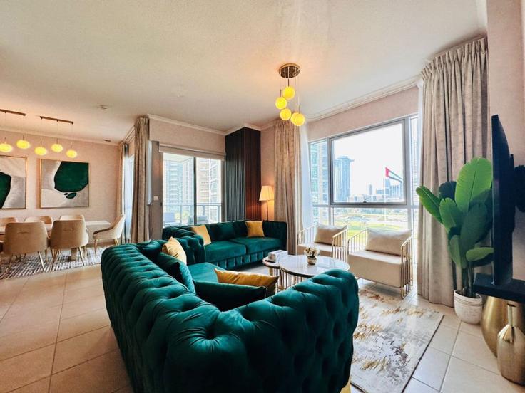 Salle de séjour élégante avec mobilier moderne dans un appartement à Building Tariaq Bedon Esm - durrani-holiday-homes-llc - 1294922 - DXB à Downtown Dubai, Dubai Salle de séjour élégante avec mobilier moderne dans un appartement à Building Tariaq Bedon Esm - durrani-holiday-homes-llc - 1294922 - DXB à Downtown Dubai, Dubai