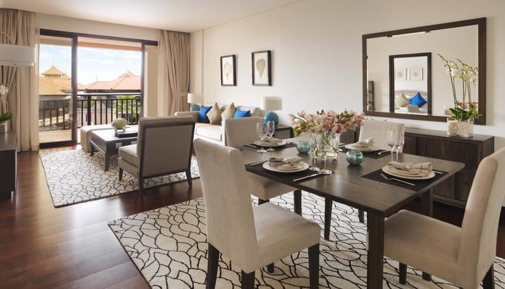 The Palm Jumeirah, Dubai에 위치한 Building Tariaq Bedon Esm - dvh-holiday-homes-llc - 1312098 - DXB 아파트의 세련된 인테리어가 돋보이는 거실