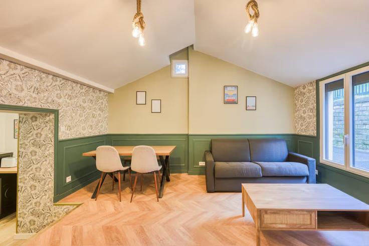 Malakoff, Malakoff에 위치한 Building Rue Jean Lurçat - easybnb - 1254732 - PAR 아파트의 세련된 인테리어가 돋보이는 거실
