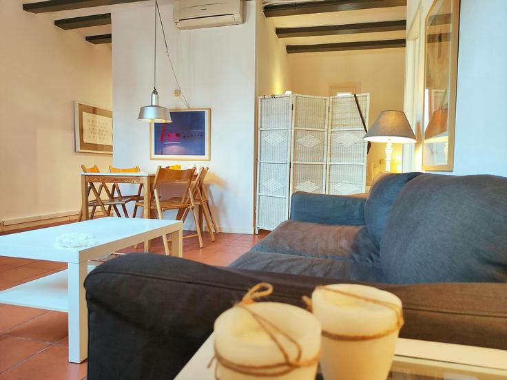 2 bedroom furnished apartment in La Rambla 1251711P, Ciutat Vella, Barcelona, photo 1 2 bedroom furnished apartment in La Rambla 1251711P, Ciutat Vella, Barcelona, photo 1