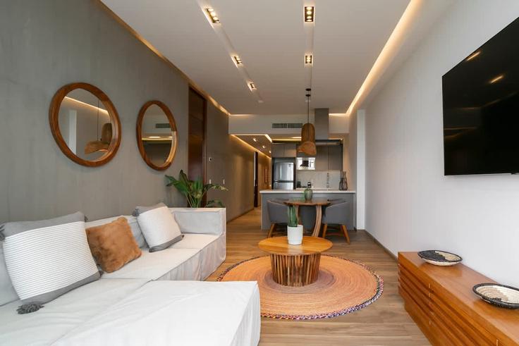 Elegant gestaltetes Wohnzimmer mit moderner Einrichtung in einer Wohnung im Building Calle de Cielo - el-cielo-de-sayulita-luxury - 1496974 in Sayulita, Sayulita