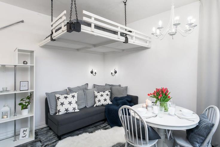 Gdańsk GdańskのBuilding Ogarna - elite-apartments - 1319993のアパートメントにある、モダンな家具を備えたエレガントなデザインのリビングルーム Gdańsk GdańskのBuilding Ogarna - elite-apartments - 1319993のアパートメントにある、モダンな家具を備えたエレガントなデザインのリビングルーム