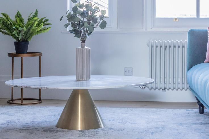 Elegant gestaltetes Wohnzimmer mit moderner Einrichtung in einer Wohnung im Building Queensberry Place - elysianhouse - 1051177 in Royal Borough of Kensington and Chelsea, London Elegant gestaltetes Wohnzimmer mit moderner Einrichtung in einer Wohnung im Building Queensberry Place - elysianhouse - 1051177 in Royal Borough of Kensington and Chelsea, London