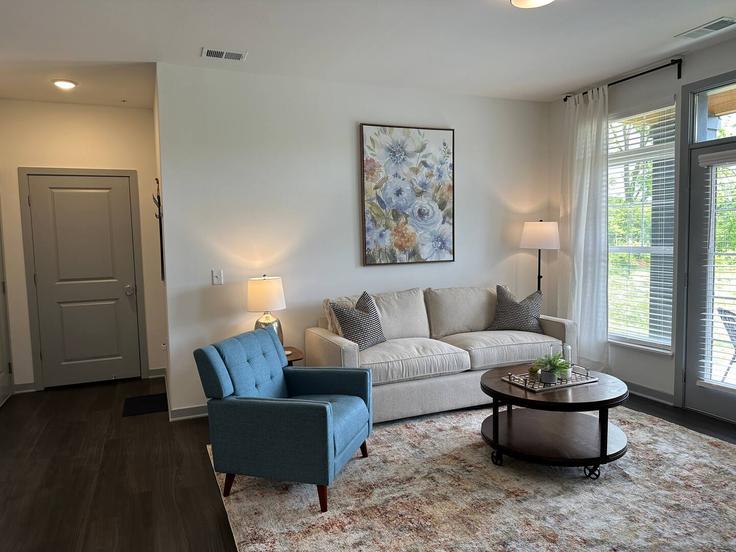 Columbus, Columbus에 위치한 Building Aldersgate Drive - epicurean-properties - 1257769 - USA 아파트의 세련된 인테리어가 돋보이는 거실