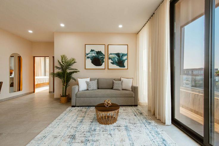 Cabo San Lucas Cabo San LucasのBuilding Calle Bonita MZA 6 Lte 7 - espacios-arquetipicos-focus - 1335267のアパートメントにある、モダンな家具を備えたエレガントなデザインのリビングルーム Cabo San Lucas Cabo San LucasのBuilding Calle Bonita MZA 6 Lte 7 - espacios-arquetipicos-focus - 1335267のアパートメントにある、モダンな家具を備えたエレガントなデザインのリビングルーム